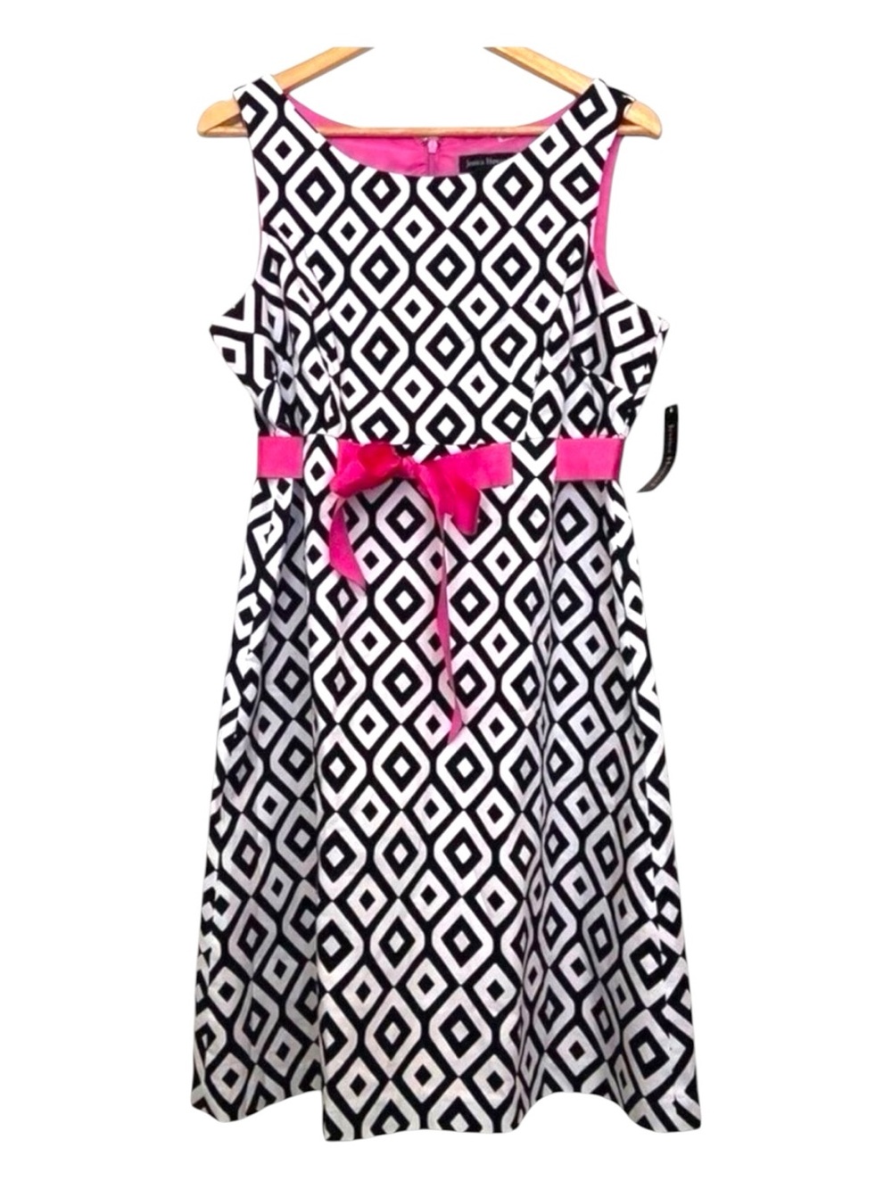 Jessica Howard Missy midi dress film noir barbiecore black white pink barbie